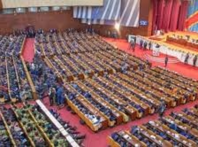 Politique nationale : va-t-on vers une reconfiguration de l’Assemblée Nationale ?